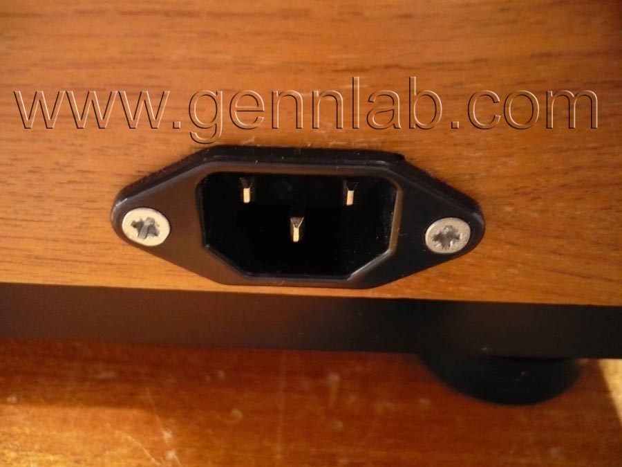 Thorens TD125 MkII Mains Connector Mods Thorens TD125 MkII Mains Connector Mods