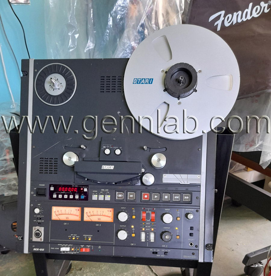 OTARI MX-55 7-1/2 and 15 ips Multi-frequency 3-track Reproduction head Tape Recording Machine